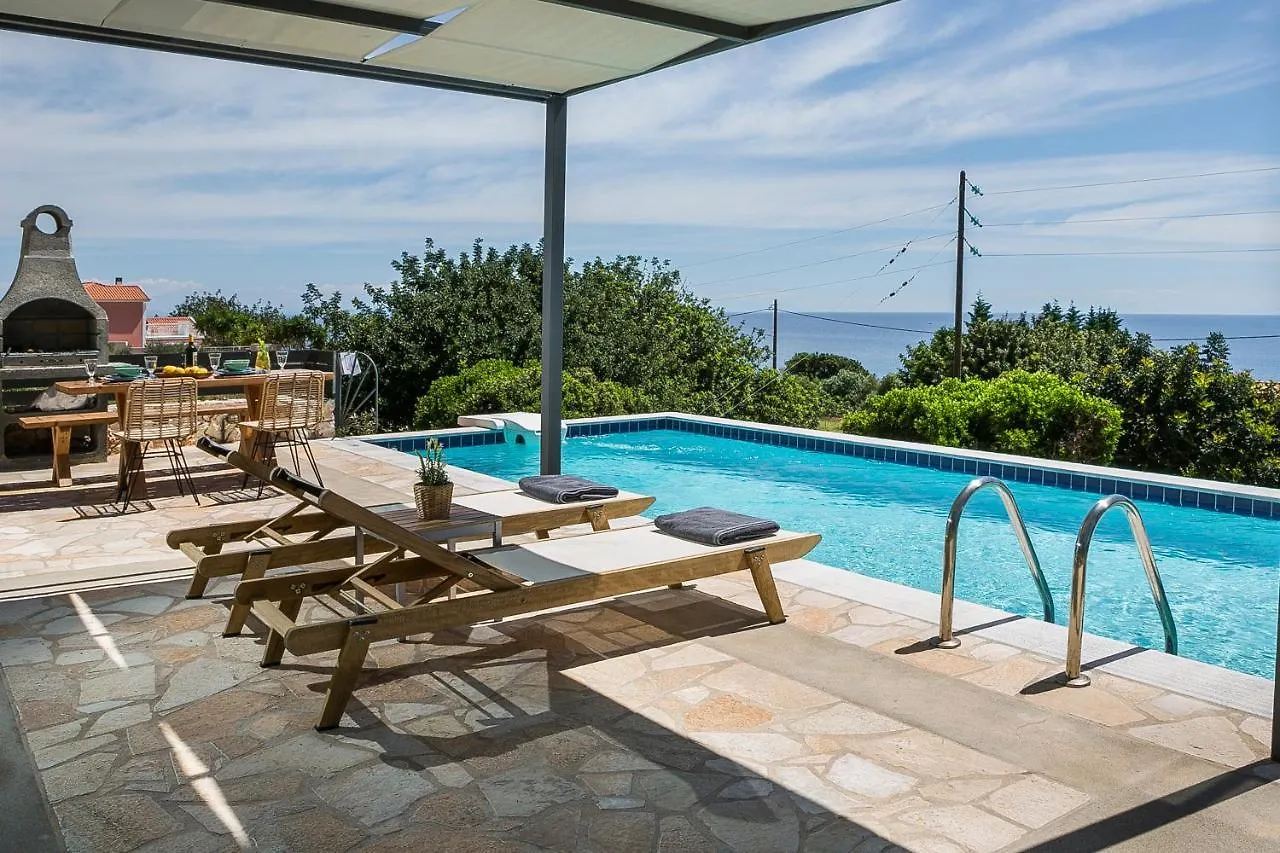 Villa Sea Front Spathíon